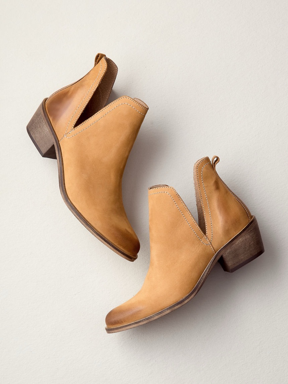 Casual Cutout Ankle Booties in Tan (38) 7.5-8